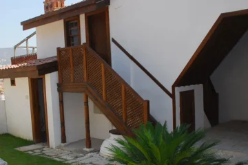 Çalıkuşu Kültür Evi ve Efe Suphi Konukevi