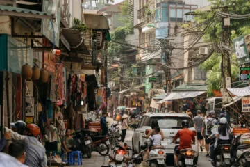 Vietnam’a Gidilir mi? İnsanları Nasıl?